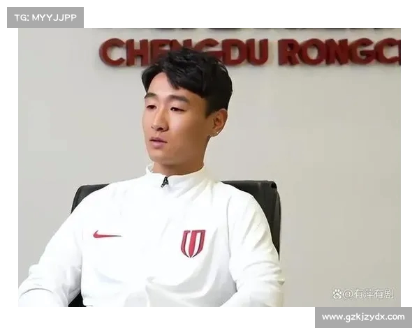 韦世豪看欧洲杯:为C罗加油,助力葡萄牙实现最后的冠军梦(韦世豪 欧联杯金靴) 韦世豪看欧洲杯:为C罗加油,助力葡萄牙实现最后的冠军梦(韦世豪 欧联杯金靴)